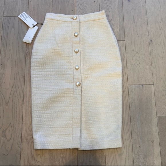 NWT Aritzia Babaton Giselle IvoryTweed pearl skirt size 2 - Picture 2 of 9